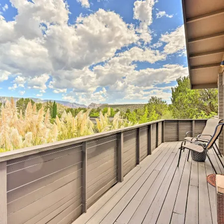 Patio & Panoramic Desert Views: Sedona Getaway!