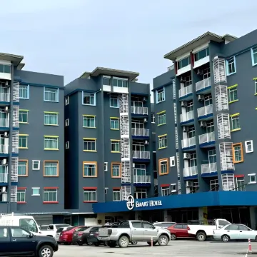 Emart Hotel (Riam)