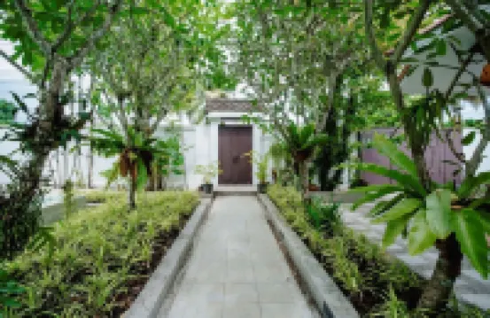 Number Nine Pool Villa Hotels near Wat Si Sunthon