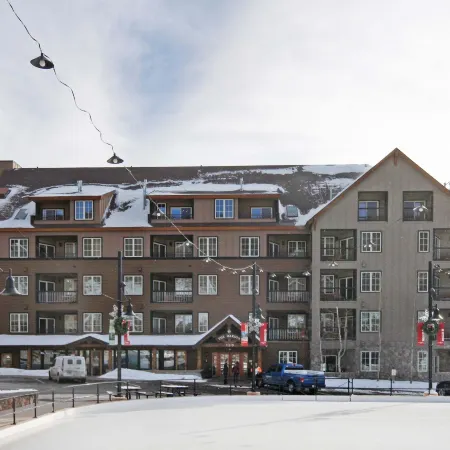 8452 Dakota Lodge 2 Bedroom Condo by RedAwning