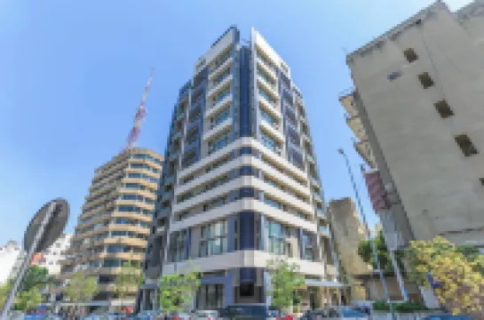 Achrafieh Gate - Modern 3-BR Apartments Hotel di 