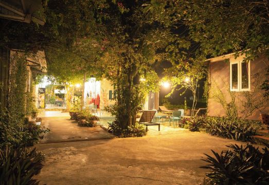 홈스테이 야간 수영장