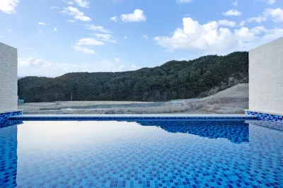 Gyeongju Edis Poolvilla Hoteles en 