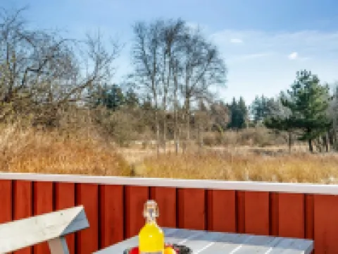 "Anneke" - 2km from the Sea