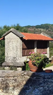 Quinta da Riba Má Hotels in 