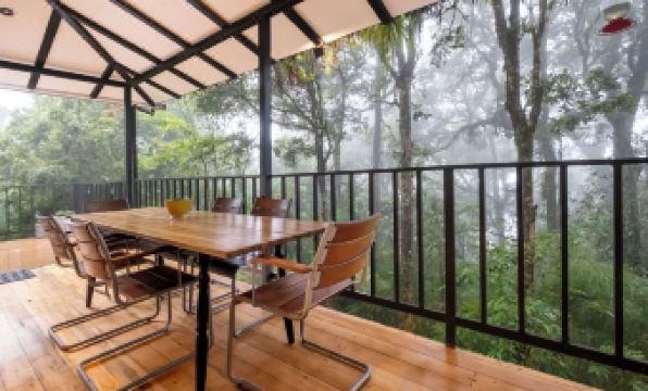 Dantica Cloud Forest Lodge