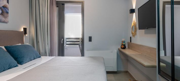 Junior Suite with Veranda Sleeps 2 Adults 2 ch Hotels in Argostoli
