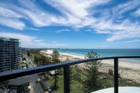 X Kirra Apartments - Mountain view