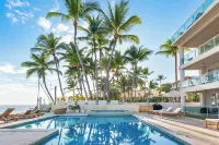 Watermark Luxury Oceanfront Residences - Sea View