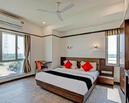 The Grand Imperial Hotel Hotels in Morbi