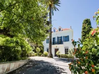 Villa in Antibes with Pool & Near Beaches