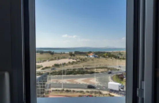 Bright Home 50m From the Sea