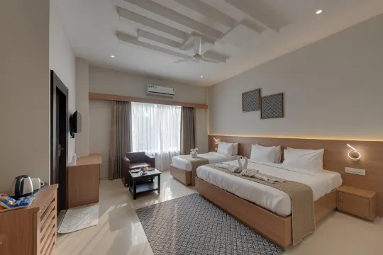 米爾薩普爾 X 將軍酒店