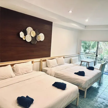 family villa Отели рядом с достопримечательностью «Водопад Тан Майом»