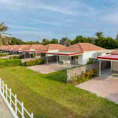 Barracuda Resort Hotel Exterior