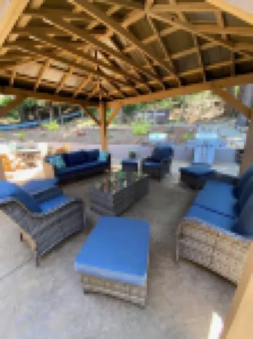 Arnold Meadowmont Lodge Hotels in Arnold