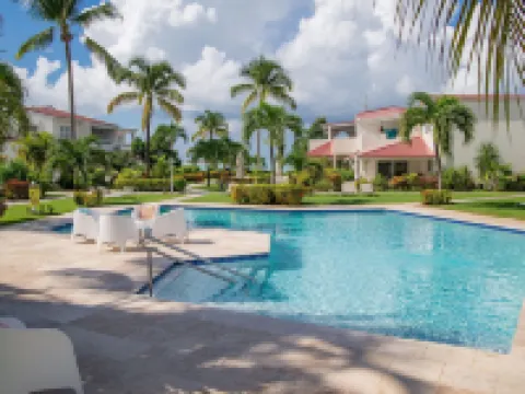 Romantic Retreat 43B Hotels in Dickenson Bay