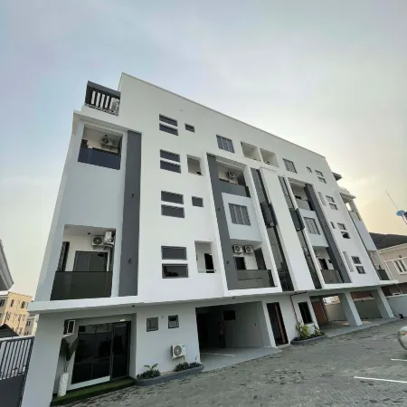 Crown Exquisite  Apartments