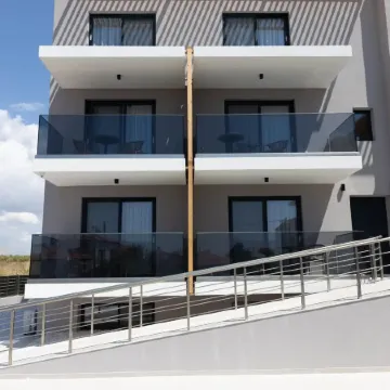 Calma Luxury Suites