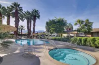 Golf Resort Getaway w/ Pool Access in Palm Desert