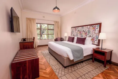 Bronte Hotel