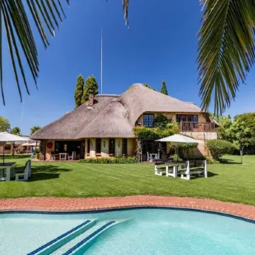 Hotel Nomad Belvedere Lodge