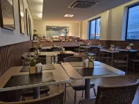 Real Hotel - breakfast