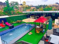 Billion Suite Hotel Awka - parkir