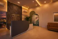 Lavender Hotels with Swimming Pool – Statue of Unity