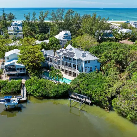 Anna Maria Beach Serenity