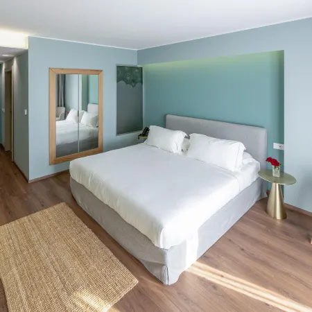 Hotel Vlora Priam, Affiliated by Melia