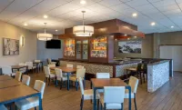 Embassy Suites by Hilton Seattle Bellevue - Quầy bar