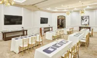 The Chateau Grande Hotel - Boutique