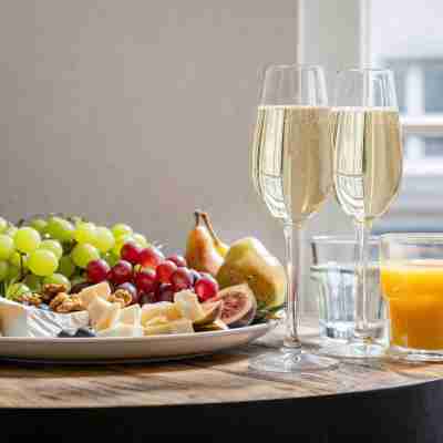 Nexus Rentals Tallinn Dining/Meeting Rooms