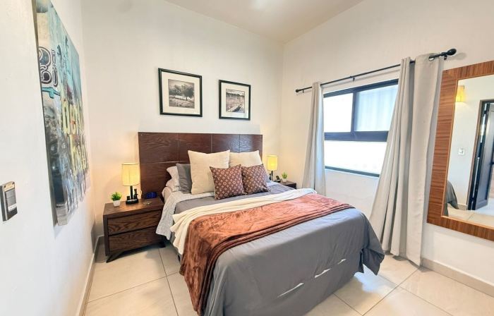 1 Bed Guest House-Walk to Everything-Patio-Gym-Pickleball Court-Bikes-Golf Cart