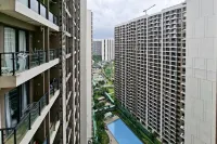 White Tone Studio For 2 Pax At Sky House Bsd Apartment - Homestays