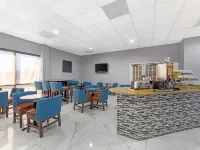 Quality Inn Columbus, MS Hotels in Columbus