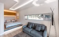 Geoje Island Lovelyan Pension - جاكوزي