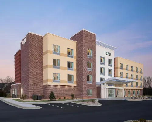 Fairfield by Marriott Inn & Suites Madison Hotels in Madison