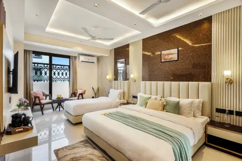 Anandam in the Himalyas By Alaya Stays