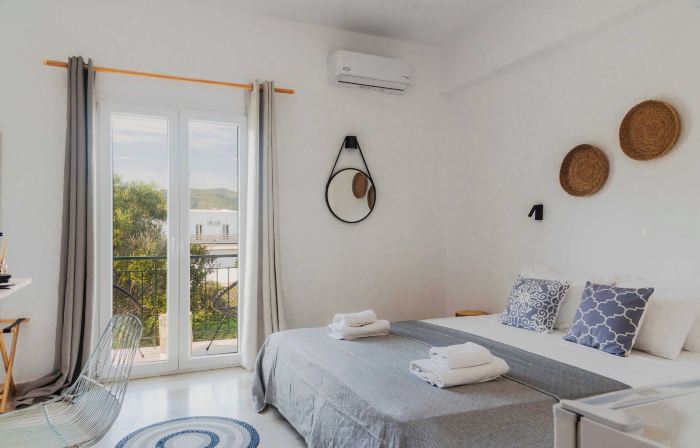 BOHOTEL Messonghi - Designer's Hotel