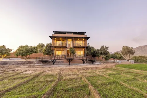 ELIVAAS Cows & Cuddles 4 BHK - Villas