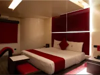 Bora Bora Suites & Villas Hotels in El Marques