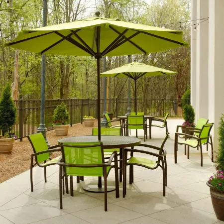 SpringHill Suites Charlotte University Research Park Отели рядом с достопримечательностью «Торговый центр Tryon»