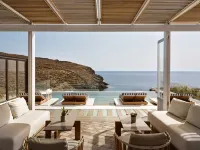 Semeli Coast Mykonos, Curio Collection by Hilton - บูติค