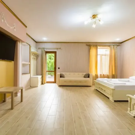 Korona Hotel