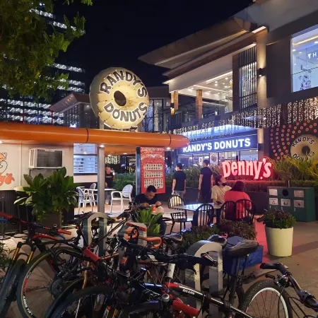 L1 Loft Stay Bonifacio Global City