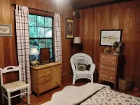 A Secluded Cabin on a Babbling Brook - 3つ星