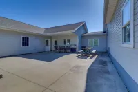 Amish Country Near Shipshewana: Patio & Grill! - Homestays
