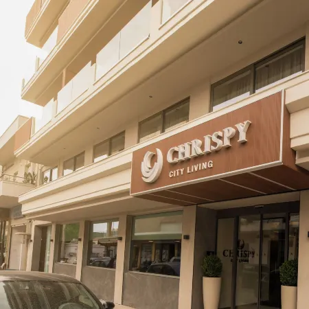 Chrispy City Living ex Nefeli